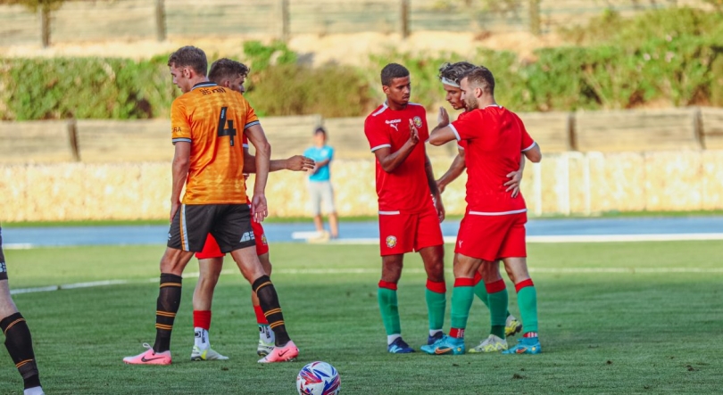 Marítimo vence Cambridge United por 2-0