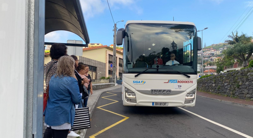 Mais passageiros nos autocarros e menos veículos novos adquiridos pelos residentes