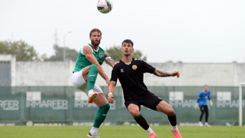 Rio Ave e Nacional empatam 1-1 em jogo particular