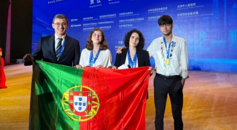 Alunos portugueses vencem 1.º prémio de concurso de ciência da China