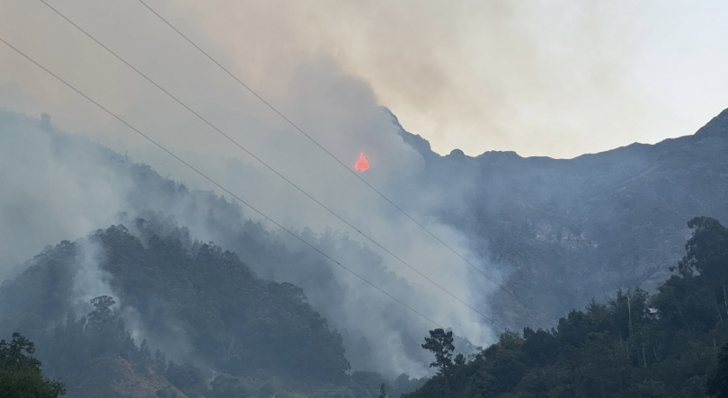 Fogo tem cinco frentes ativas de fraca intensidade em 3 concelhos