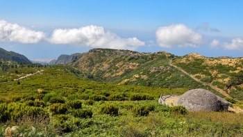 Turistas identificados por percorrer o caminho entre o Pico do Arieiro e o Pico Ruivo (áudio)