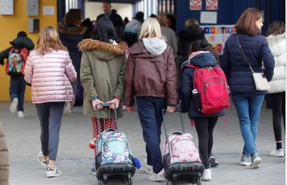 Diminuiu o número de alunos que abandonam a escola