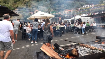 Bom Jesus é festa de comes e bebes e de fé (vídeo)