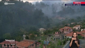 Fogo abrandou de intensidade no Jardim da Serra (vídeo)