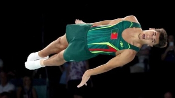 Gabriel Albuquerque quinto na final de trampolins