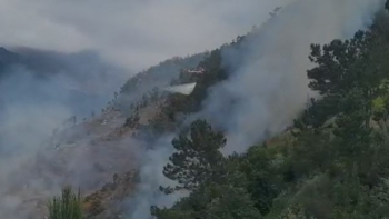 Helicóptero inicia descargas na Ponta do Sol (vídeo)