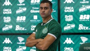 Nacional contrata central brasileiro