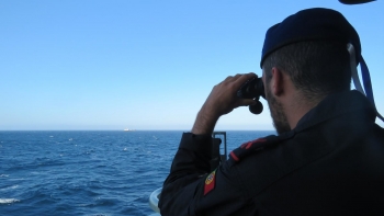 Imagem de Marinha portuguesa acompanha navio da Federação Russa em águas nacionais