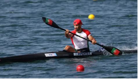 Canoísta Fernando Pimenta na final de K1 1.000 metros