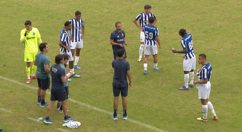 FC Porto B bate Marítimo la Guaira nos penáltis