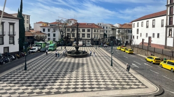 Petição contra parque de estacionamento subterrâneo conta com mais de 1.300 assinaturas