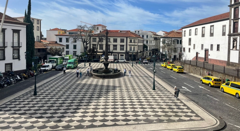 Petição contra parque de estacionamento subterrâneo conta com mais de 1.300 assinaturas