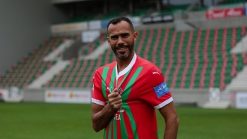 Fransérgio é reforço do Marítimo (vídeo)