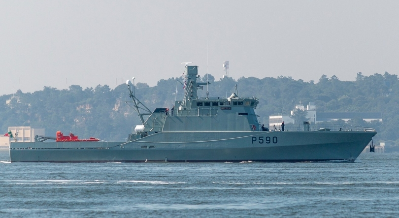 NRP Tejo em missão na Madeira