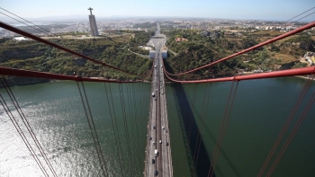 Detidos na Ponte 25 de Abril são suspeitos de assaltos a ourivesarias em Fátima