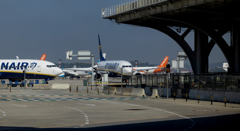 Aviões no chão porque o Aeroporto está em obras