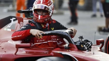 Leclerc conquista quarta ‘pole’ consecutiva em Baku