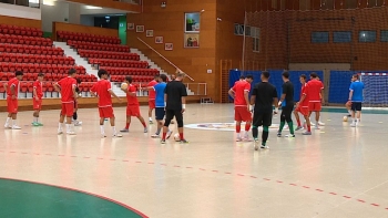 Equipa de futsal do Marítimo com quatro reforços (vídeo)