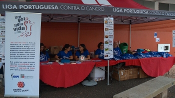 Imagem de Jogar andebol para ajudar os doentes oncológicos (vídeo)