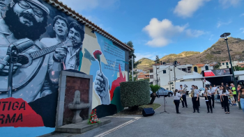 Casa da Música de Machico serviu de tela para mural do 25 de Abril (áudio)