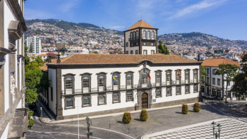 Câmara do Funchal não cumpriu com algumas regras de 2018 a 2022 (áudio)