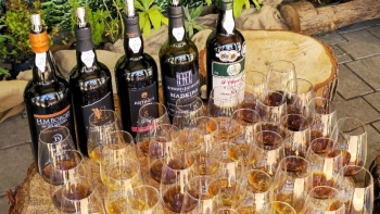 Pedido de inscrição do Vinho Madeira no inventário nacional do património cultural imaterial apresentado em breve (áudio)