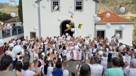 Parlamento lamenta morte de criança portuguesa assassinada no Reino Unido