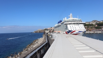 Britannia regressa ao Porto do Funchal com quase 5 000 pessoas