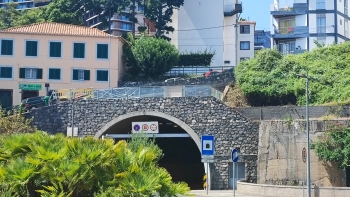 Via ascendente do túnel de acesso ao porto do Funchal vai estar encerrada hoje