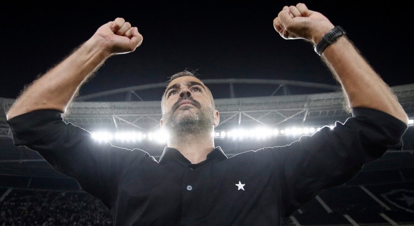 Botafogo do treinador português Artur Jorge na final da Taça Libertadores