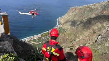 Exercício de resgate com 4 viaturas e 32 elementos (vídeo)