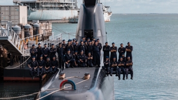 Submarino Arpão larga para missão da NATO