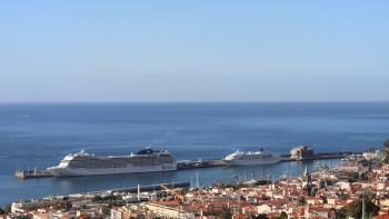 Porto do Funchal com dois navios e um movimento de 4 206 pessoas