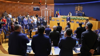 25 de novembro voltou a ser assinalado no parlamento regional (áudio)