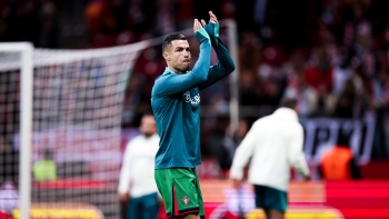 Cristiano Ronaldo entre os 26 convocados de Martínez