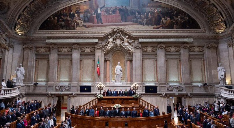 Subvenções aos grupos parlamentares dos Açores e Madeira vão ser descongeladas