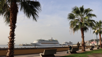 Porto do Funchal acolhe dois navios de cruzeiro que trazem mais de 6 500 pessoas