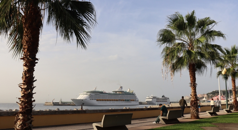 Porto do Funchal acolhe dois navios de cruzeiro que trazem mais de 6 500 pessoas