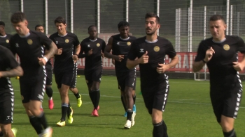 Imagem de Nacional prepara deslocação à Amadora (vídeo)