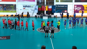 Madeira SAD está nos oitavos de final da Taça EHF (vídeo)