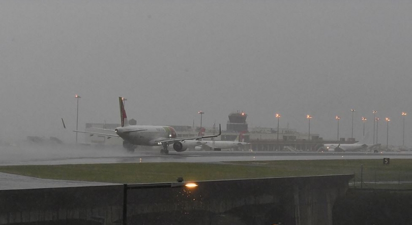 Mau tempo condiciona operacionalidade do aeroporto