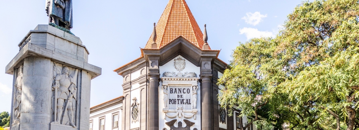 Imagem de Madeirenses pediram cerca de 570 milhões de euros ao banco (vídeo)