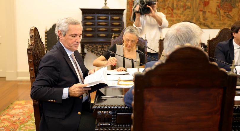 Parlamento da Madeira vota adiamento da moção de censura em plenário na quinta-feira