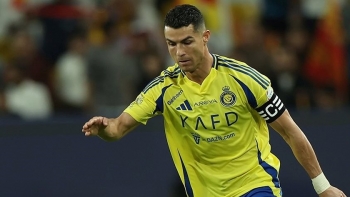 Ronaldo marca, mas Al Nassr perde e atrasa-se na luta pelo título