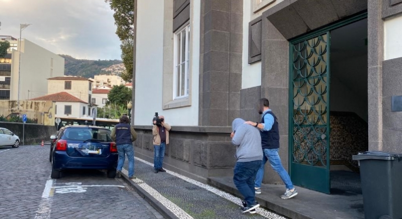 Homem confessou que assaltou um banco na Madeira com uma pistola de água