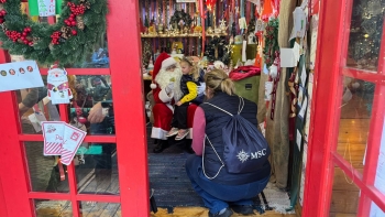 Pai Natal resiste ao tempo e alimenta fantasias das crianças (vídeo)