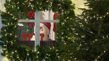 Luzinhas de Natal criam magia em Santa Cruz (vídeo)