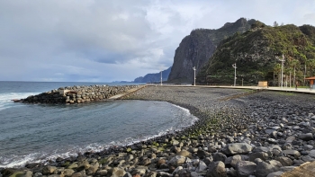 Imagem de Praia da Ribeira do Faial ganha certificado internacional (vídeo)