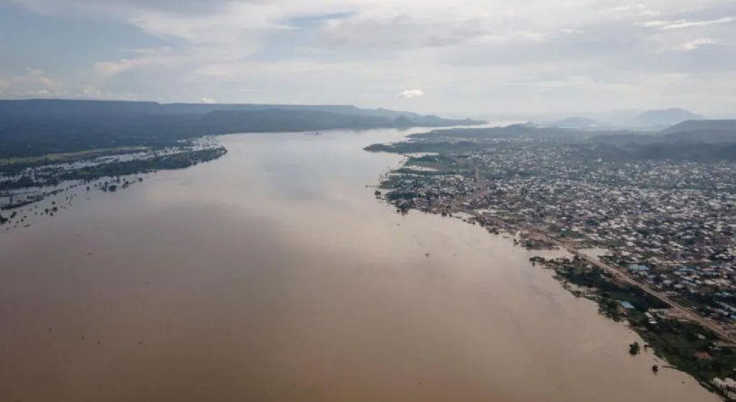 Número de mortos em naufrágio na Nigéria sobe para 54